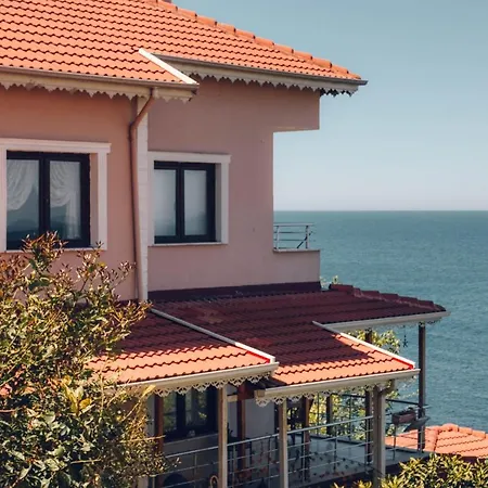 Laila * Trabzon